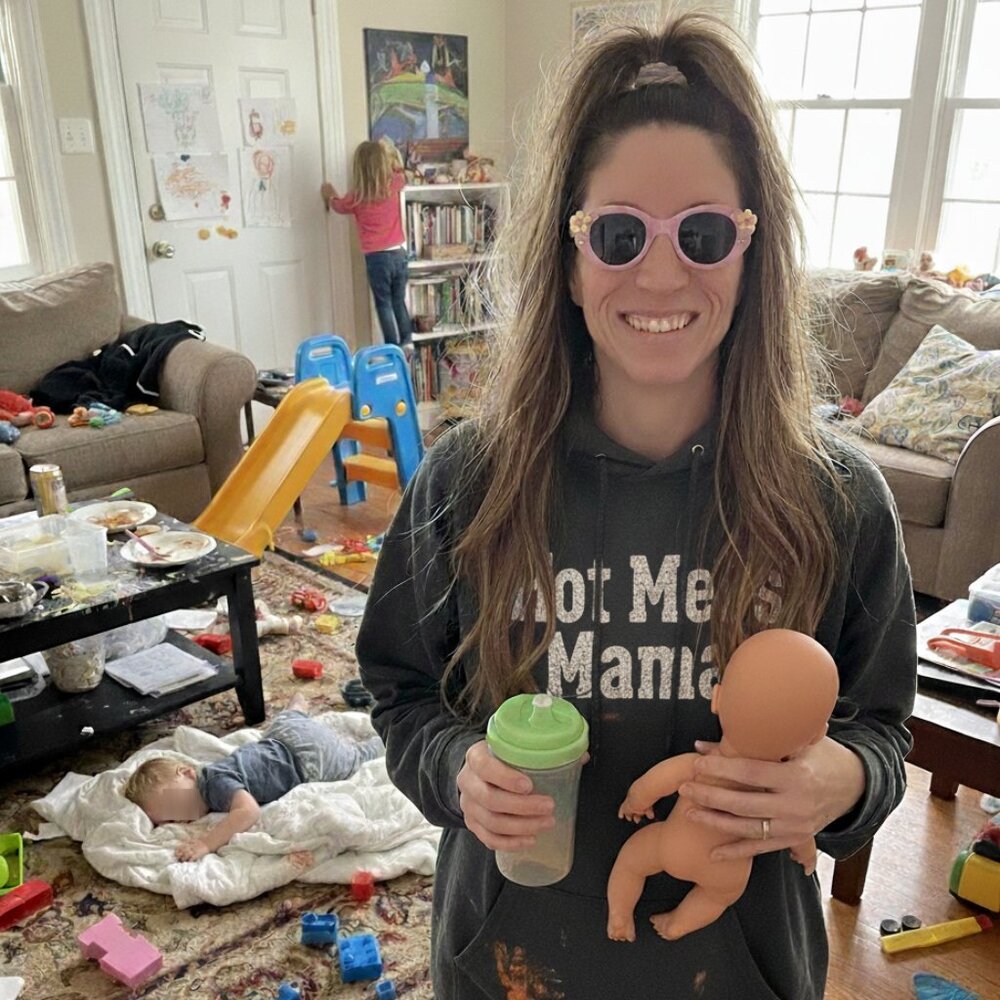 Wednesday nights Live with HotMess_Mama (formerly liberallyfunny) at 834 pm est